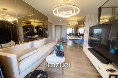 Luxurious 2 Bedroom Condo in Chomphon Bangkok