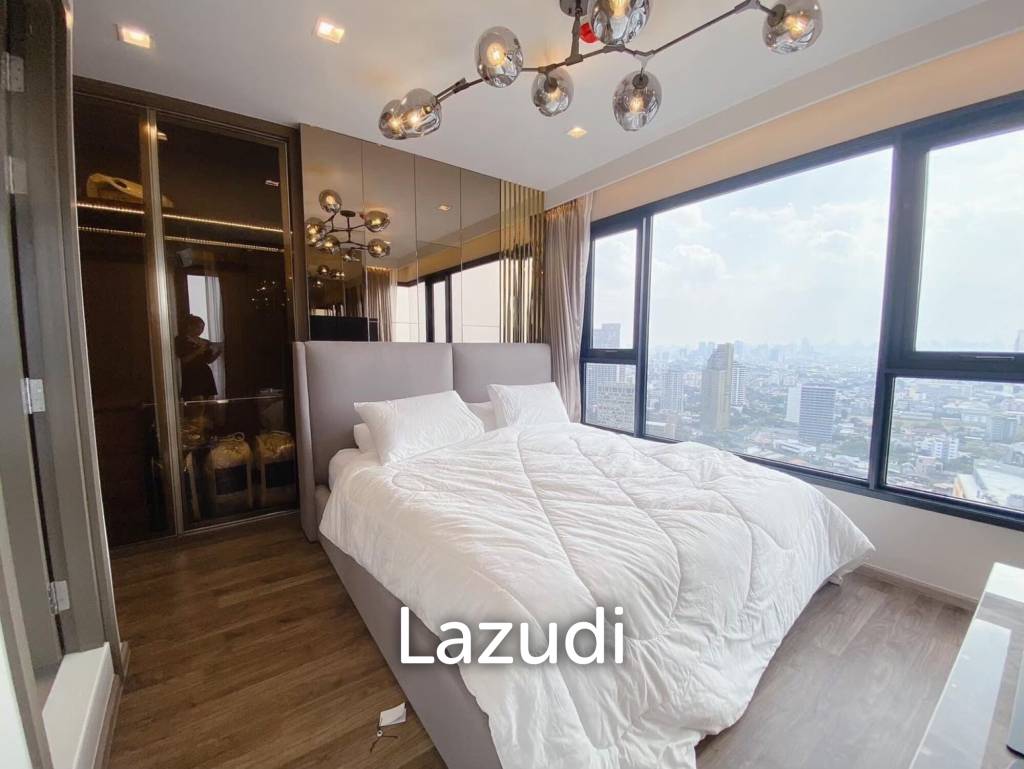 Luxurious 2 Bedroom Condo in Chomphon Bangkok