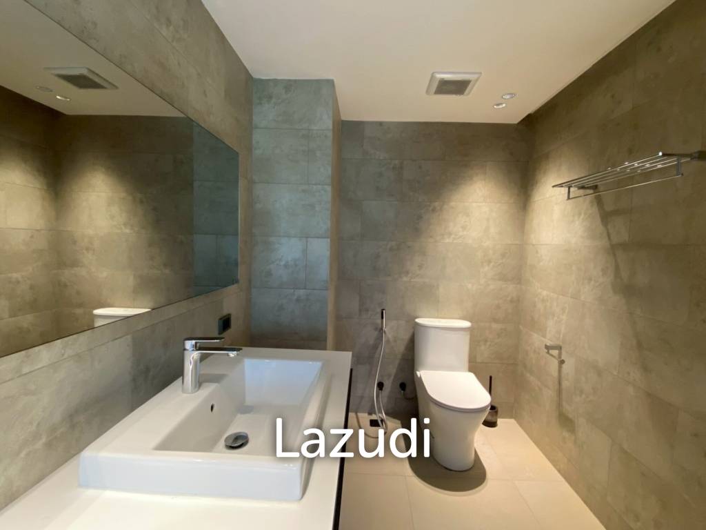 Studio 1 Bathroom 34.85 SQ.M. Water's Edge Condo