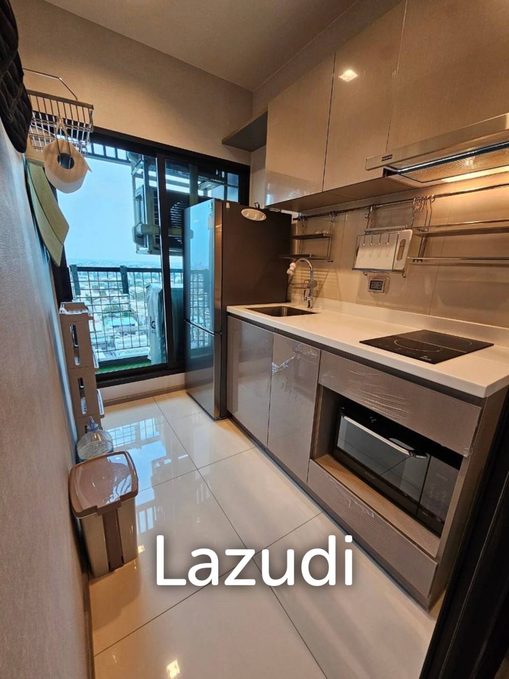 1 Bed 1 Bath 30 SQ.M Life Sukhumvit 62