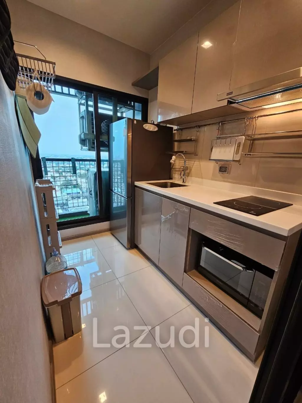 1 Bed 1 Bath 30 SQ.M Life Sukhumvit 62