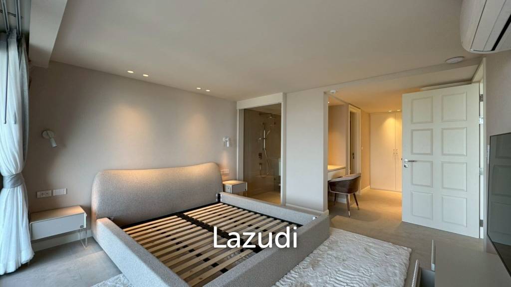 1 Bedroom 2 Bathrooms 160 SQ.M. Water's Edge