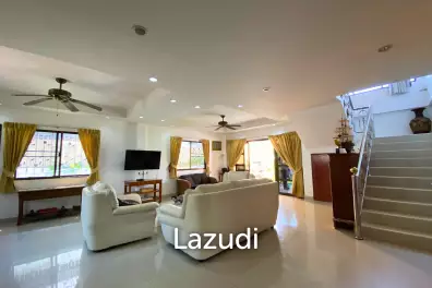 4 Bedrooms 3 Bathrooms 250 SQ.M. Eakmongkol 2