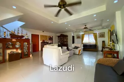 4 Bedrooms 3 Bathrooms 250 SQ.M. Eakmongkol 2