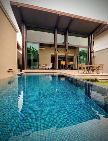 2-Bedroom Pool Villa with Private Garden for Rent and Sale in Thalang