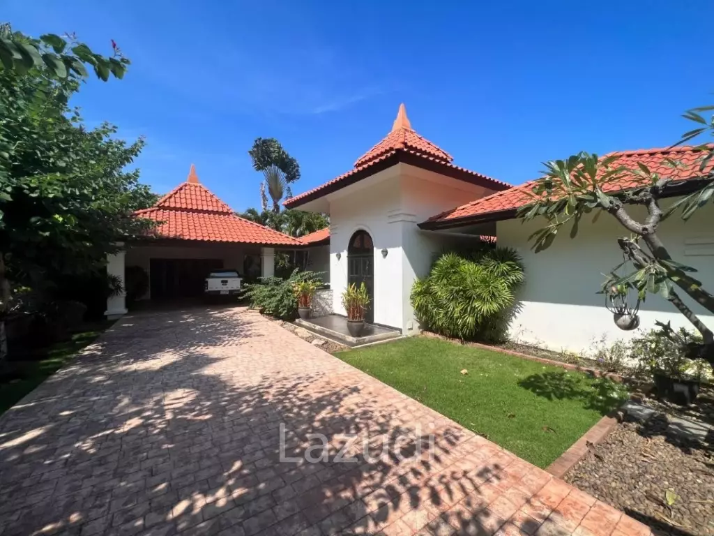 BELVIDA ESTATES : Luxury 3 bed pool villa