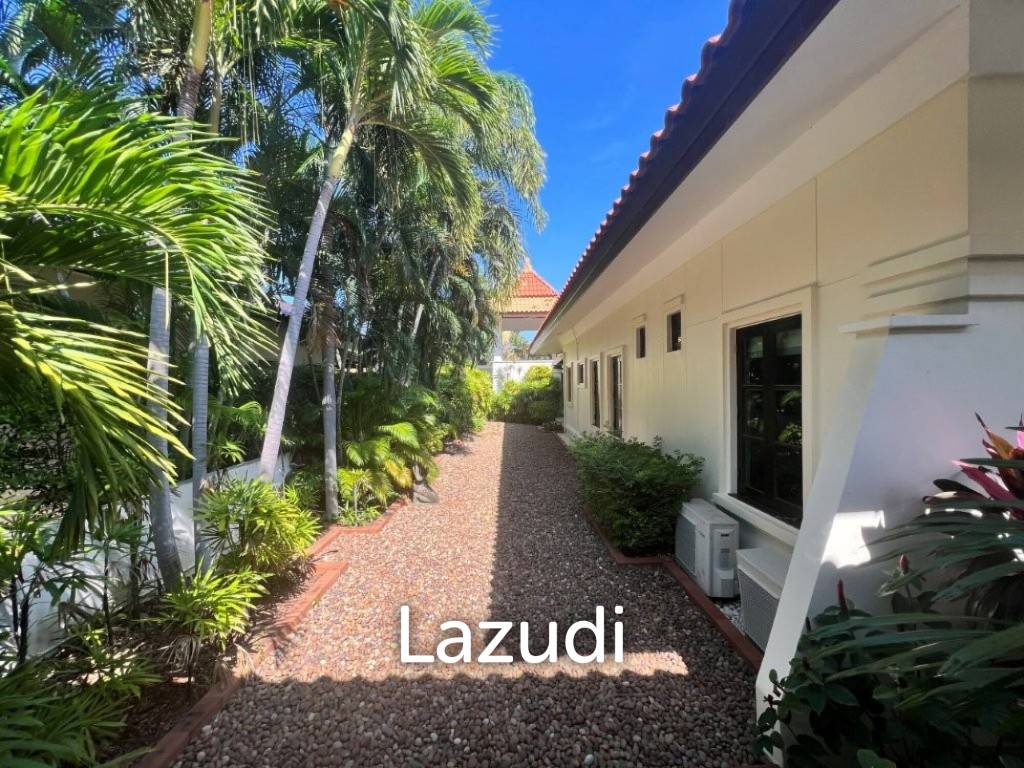 BELVIDA ESTATES : Luxury 3 bed pool villa