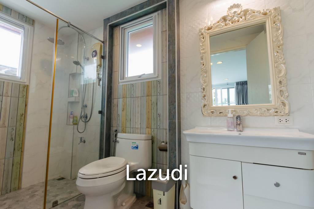 BAAN PAKARANG SISOM : 3 bed luxury beachfront with access pool condo