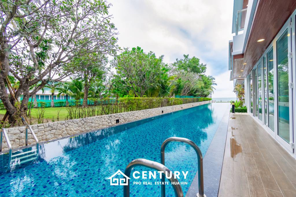 BAAN PAKARANG SISOM : 3 bed luxury beachfront with access pool condo