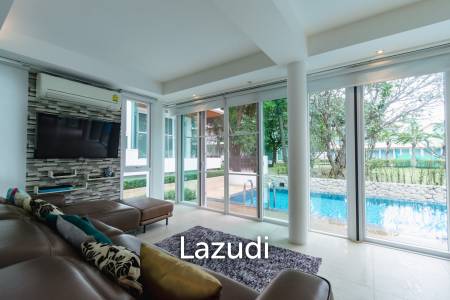 BAAN PAKARANG SISOM : 3 bed luxury beachfront with access pool condo