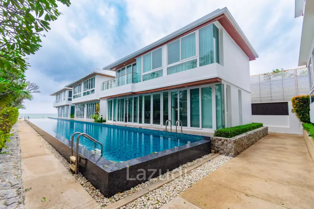BAAN PAKARANG SISOM : 3 bed luxury beachfront with access pool condo
