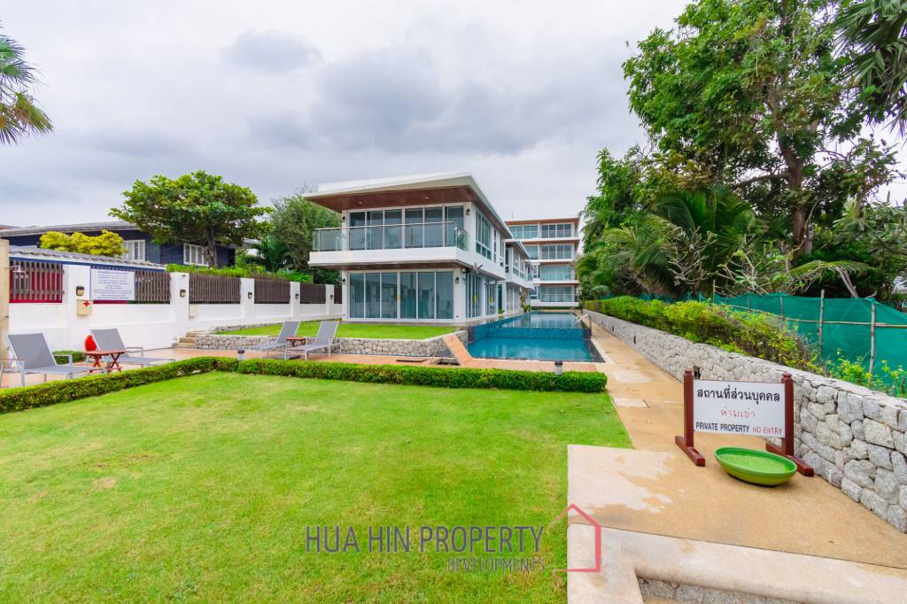 BAAN PAKARANG SISOM : 3 bed luxury beachfront with access pool condo