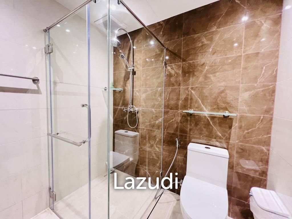Stylish 1-Bedroom Condo with Mountain View