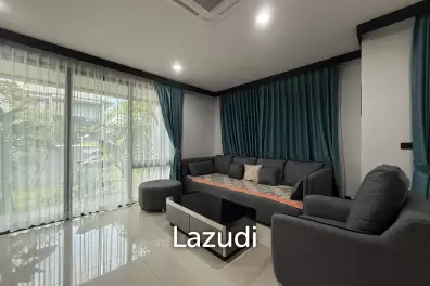 Luxurious 4-Bedroom Home in Hua Mak, Bang Kapi
