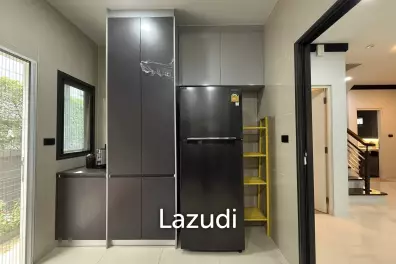 Luxurious 4-Bedroom Home in Hua Mak, Bang Kapi