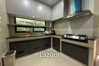 Luxurious 4-Bedroom Home in Hua Mak, Bang Kapi