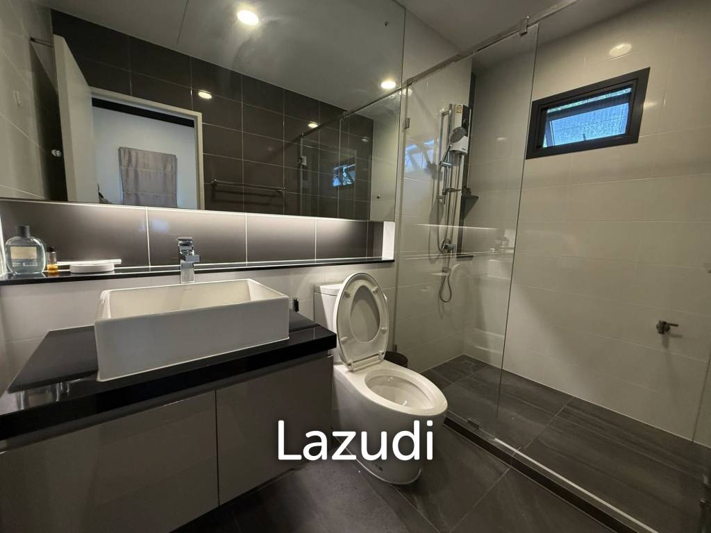 Luxurious 4-Bedroom Home in Hua Mak, Bang Kapi