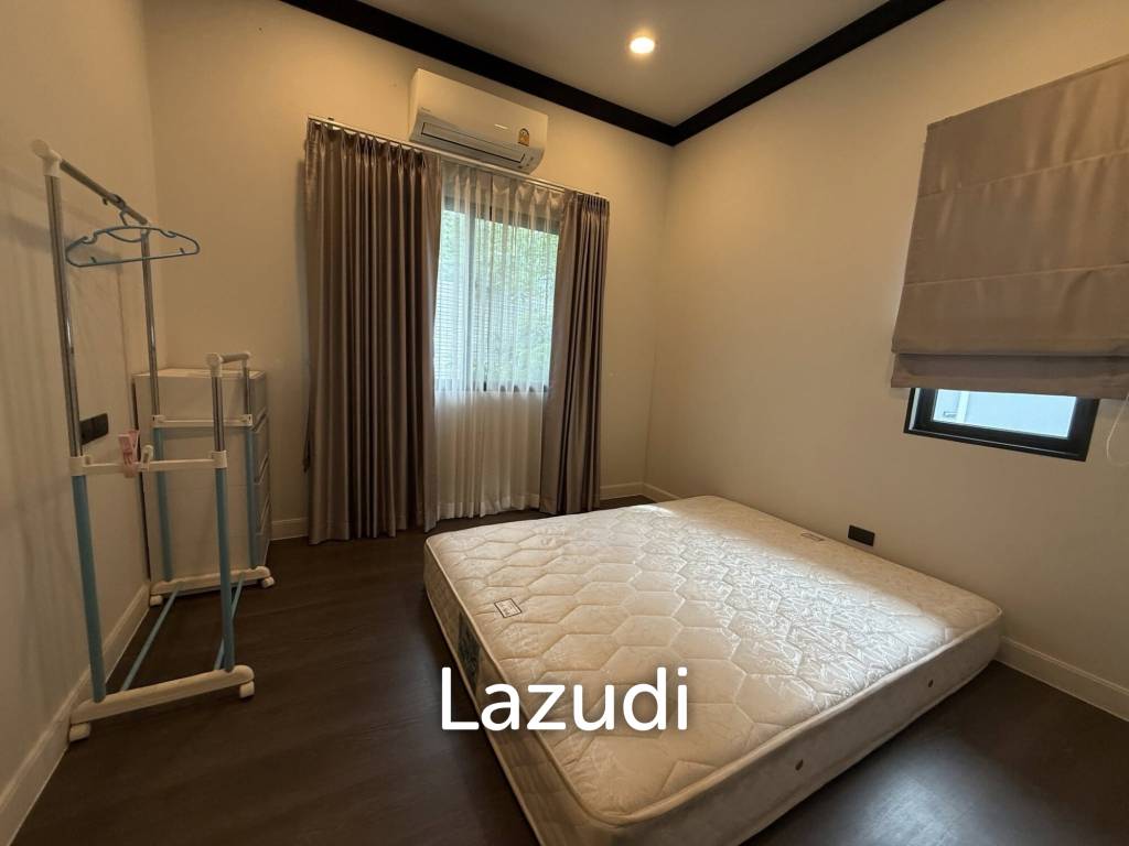 Luxurious 4-Bedroom Home in Hua Mak, Bang Kapi