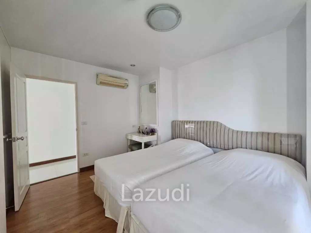 BAAN HANSA CONDO : BEACHFRONT 2 BED SEAVIEW CONDO