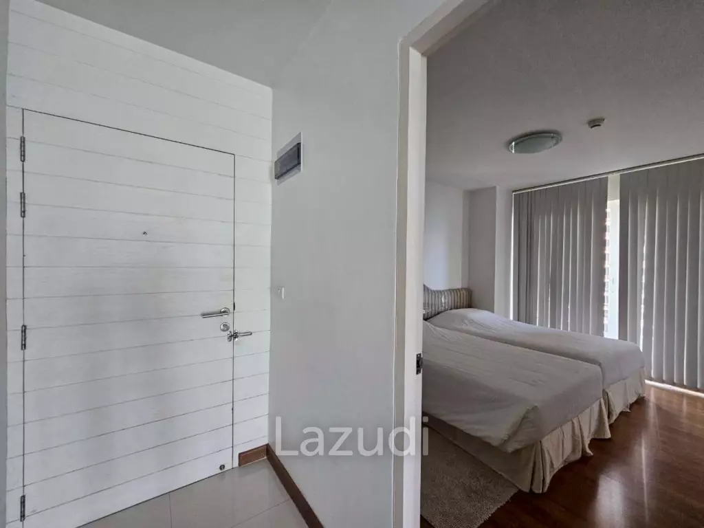 BAAN HANSA CONDO : BEACHFRONT 2 BED SEAVIEW CONDO