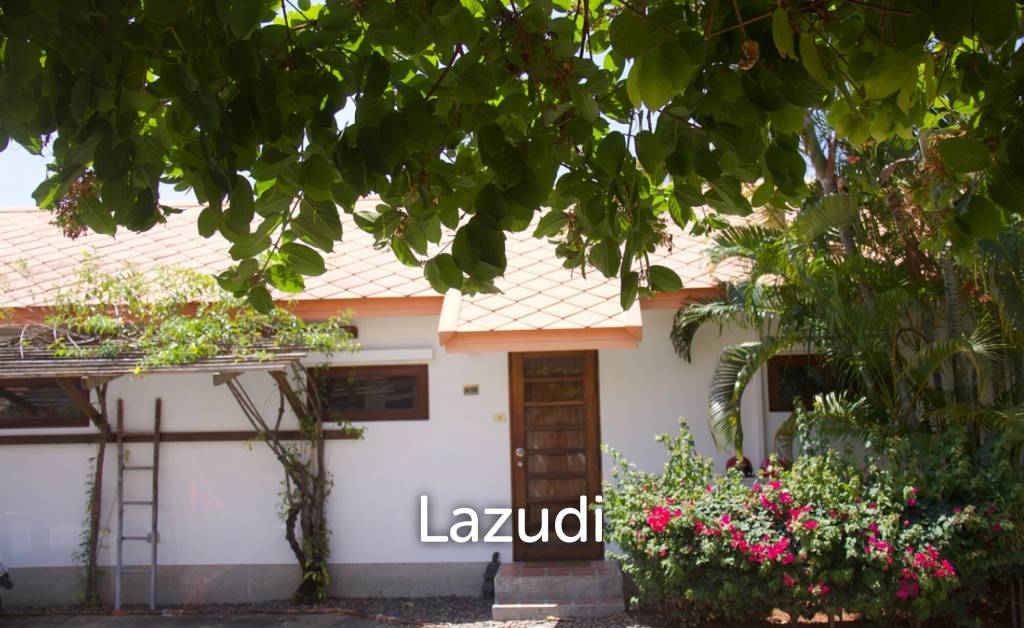 Charming villa in Villa Vista