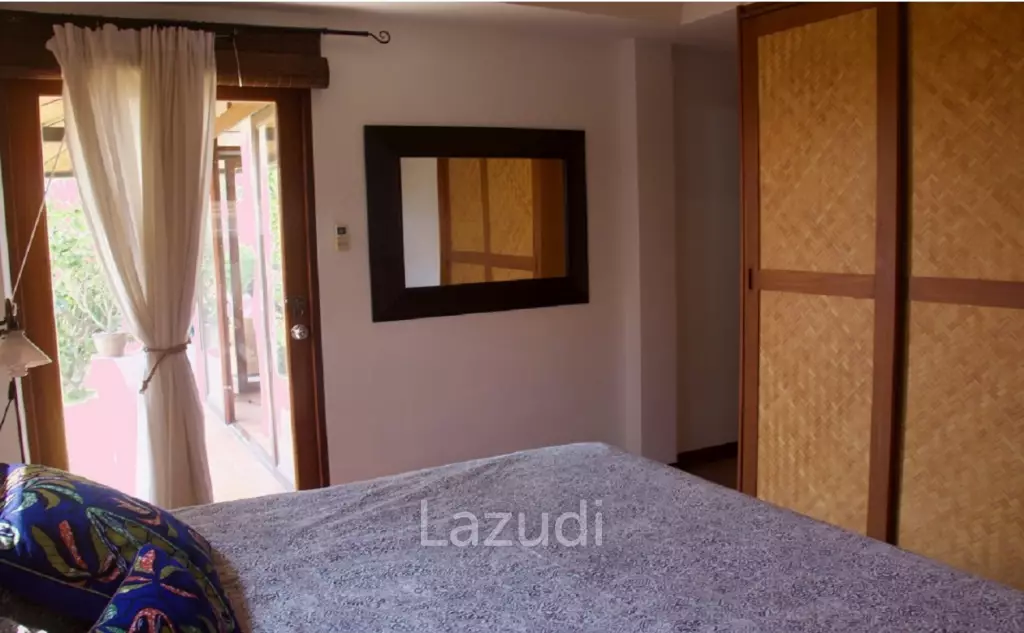 Charming villa in Villa Vista