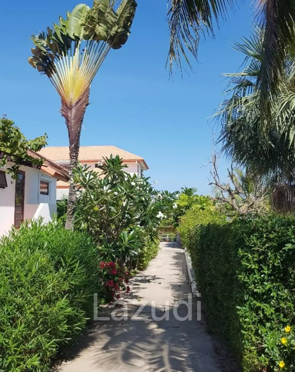 Charming villa in Villa Vista