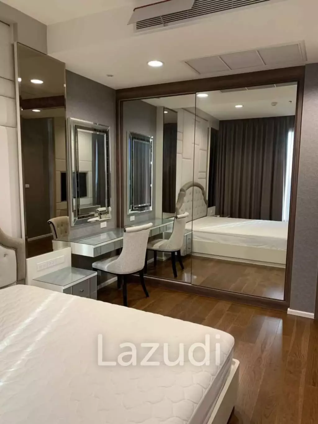 Luxurious 2-BR Condo with Stunning City Views