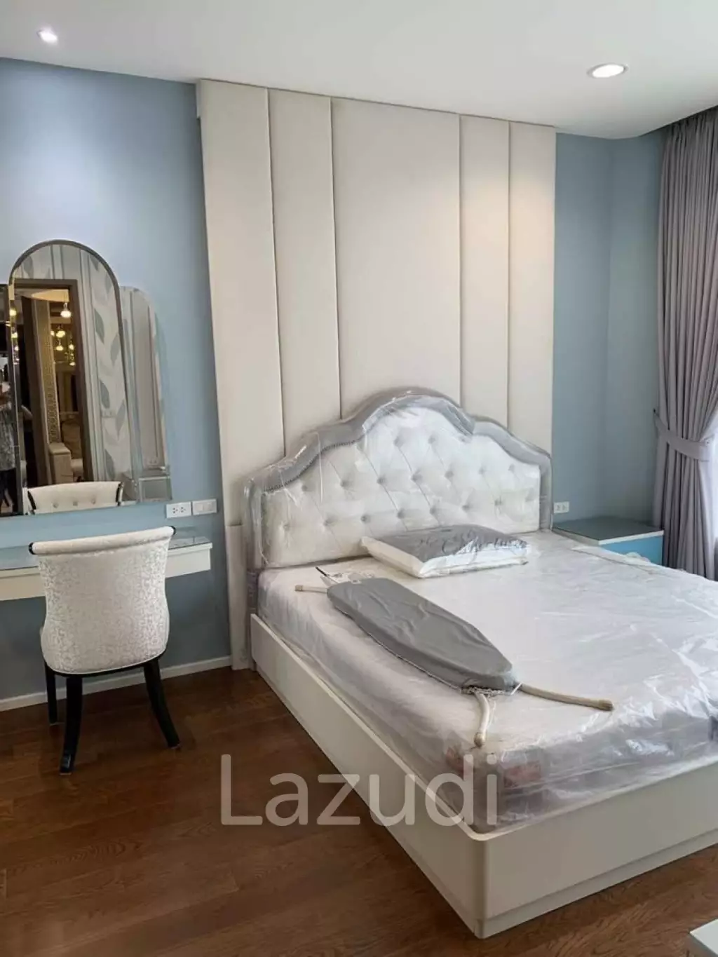 Luxurious 2-BR Condo with Stunning City Views