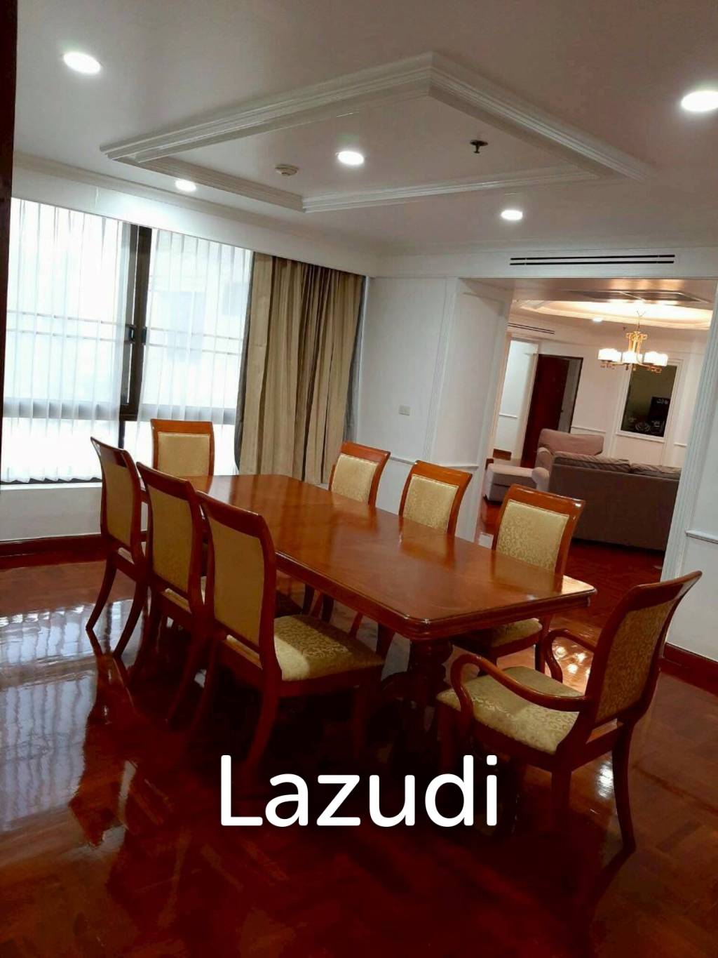 3 bedrooms 3 bathrooms 350 Sq.M. Ruamsuk