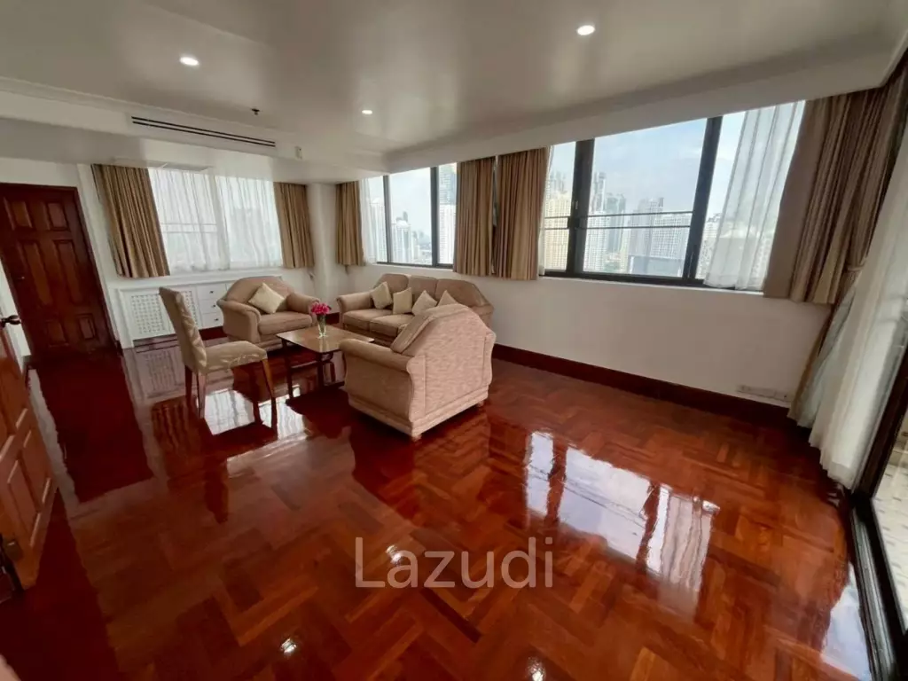 3 bedrooms 3 bathrooms 350 Sq.M. Ruamsuk