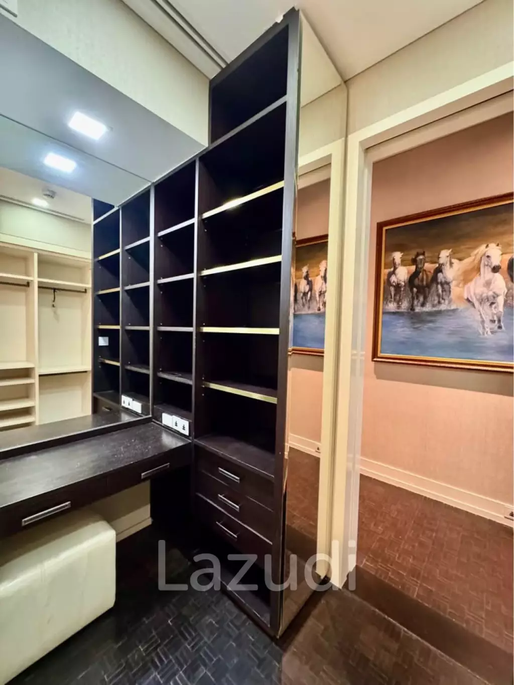 Luxurious 4 Bedroom Condo in The Ritz-Carlton Bangkok