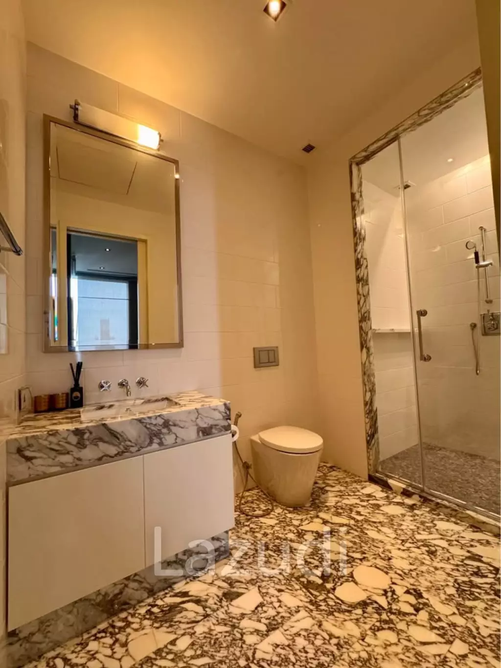 Luxurious 4 Bedroom Condo in The Ritz-Carlton Bangkok