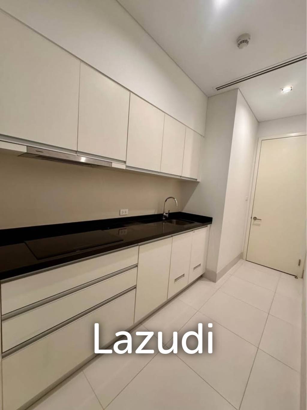 Luxurious 4 Bedroom Condo in The Ritz-Carlton Bangkok
