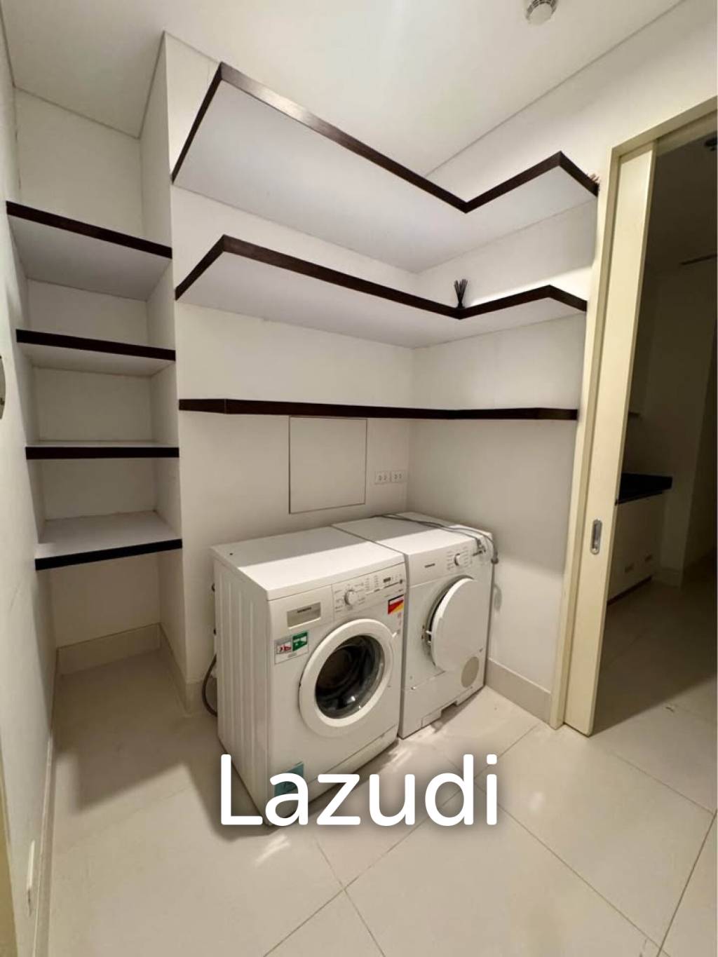 Luxurious 4 Bedroom Condo in The Ritz-Carlton Bangkok