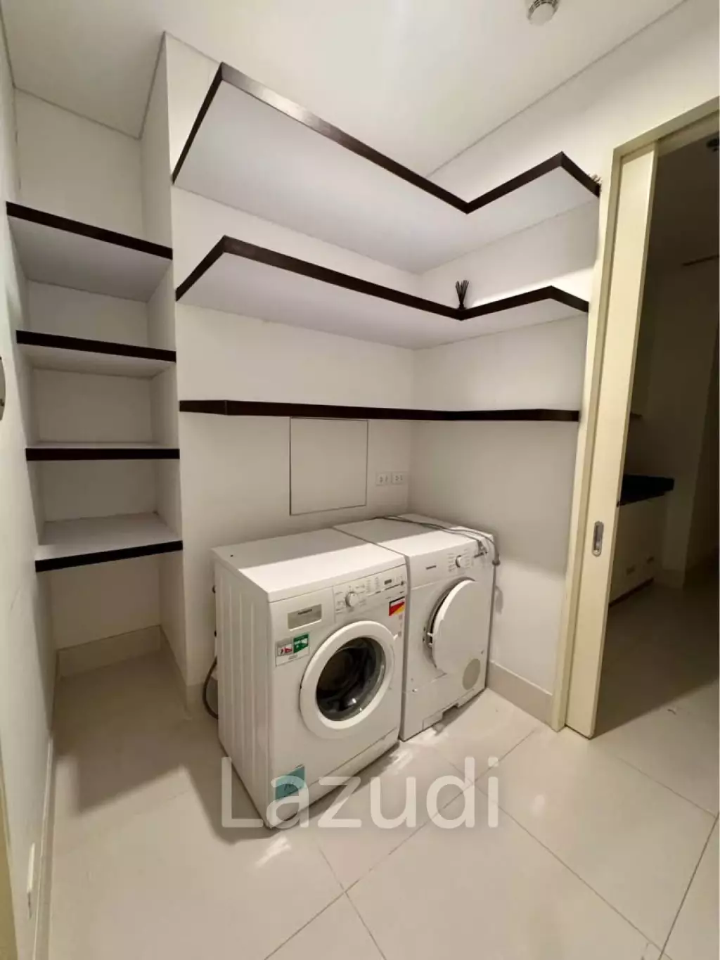 Luxurious 4 Bedroom Condo in The Ritz-Carlton Bangkok