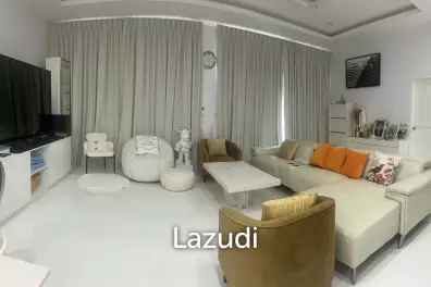 Pool villa in Hua Hin Nice Breeze 8 By The Sea, 3 bedrooms