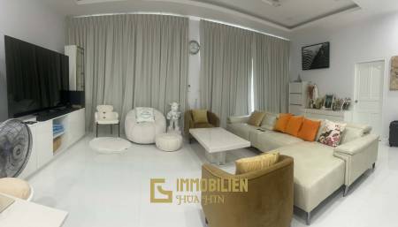 Strandnah / privater Pool / voll möbliert