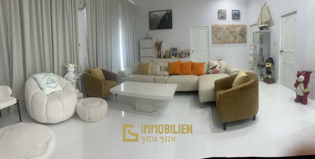 Strandnah / privater Pool / voll möbliert