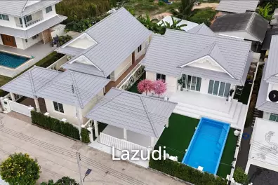 Pool villa in Hua Hin Nice Breeze 8 By The Sea, 3 bedrooms