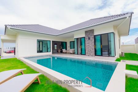 Luxurious 2 Bedroom Villa in Hua Hin Thap Tai