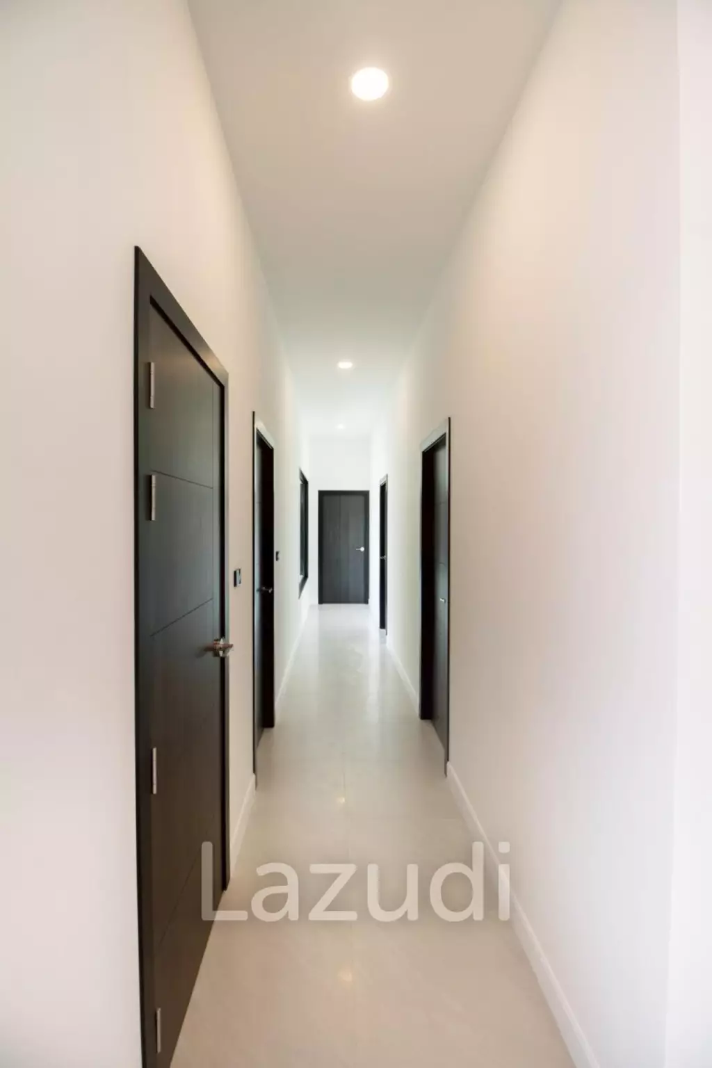 Luxurious Villa in Hua Hin with Prime Investment Potential