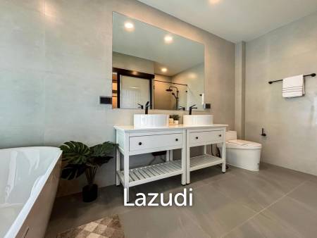 Luxurious Villa in Hua Hin with Prime Investment Potential