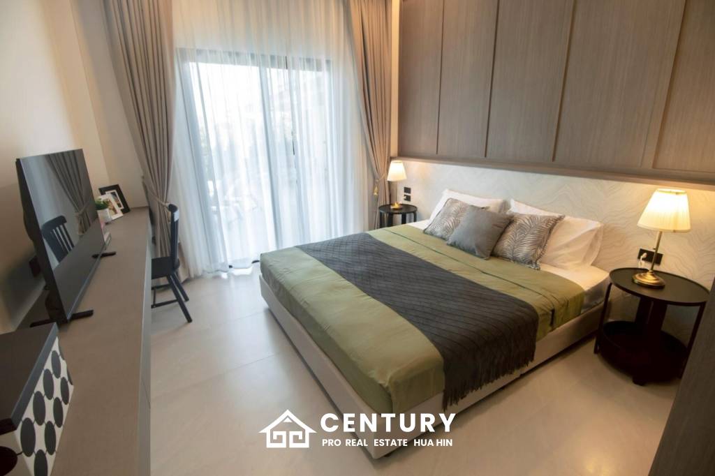 Luxurious Villa in Hua Hin with Prime Investment Potential