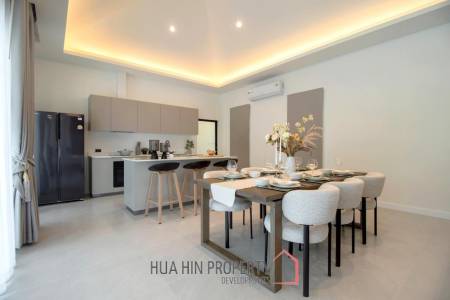 Luxurious Villa in Hua Hin with Prime Investment Potential