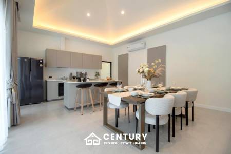 Luxurious Villa in Hua Hin with Prime Investment Potential