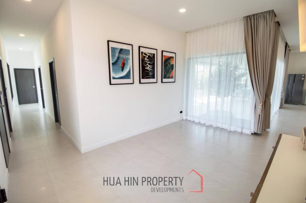 Luxurious Villa in Hua Hin with Prime Investment Potential