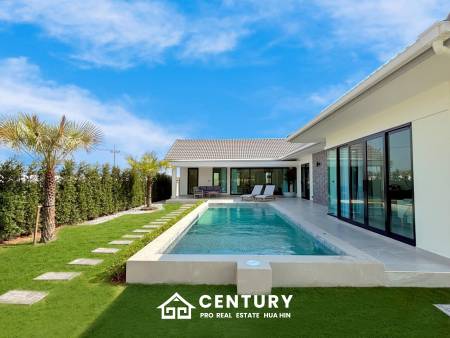 Luxurious Villa in Hua Hin with Prime Investment Potential