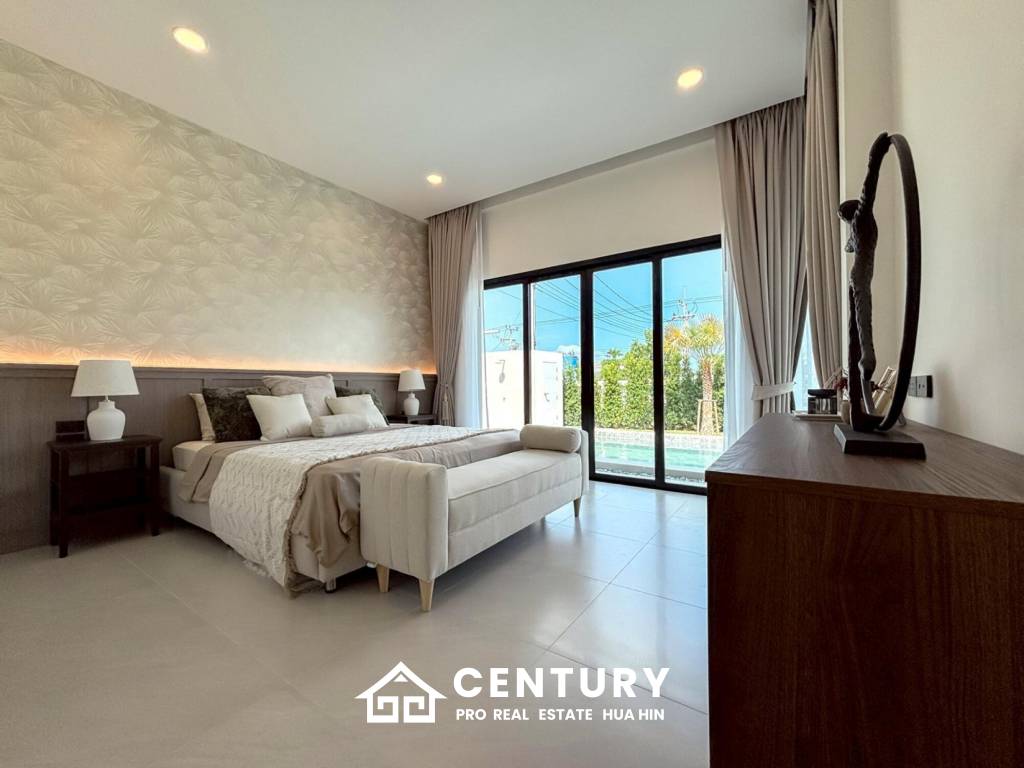 Luxurious Villa in Hua Hin with Prime Investment Potential