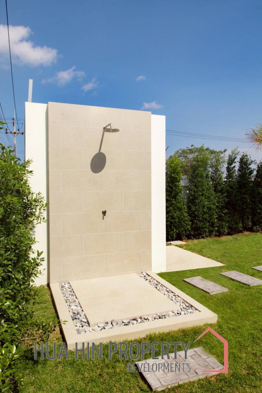 Luxurious Villa in Hua Hin with Prime Investment Potential